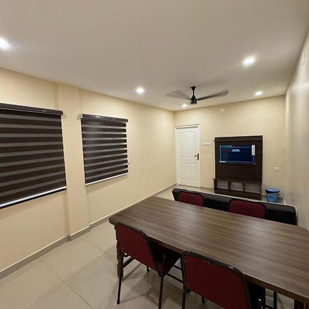 Kochi Heres Haut Residency מראה חיצוני תמונה