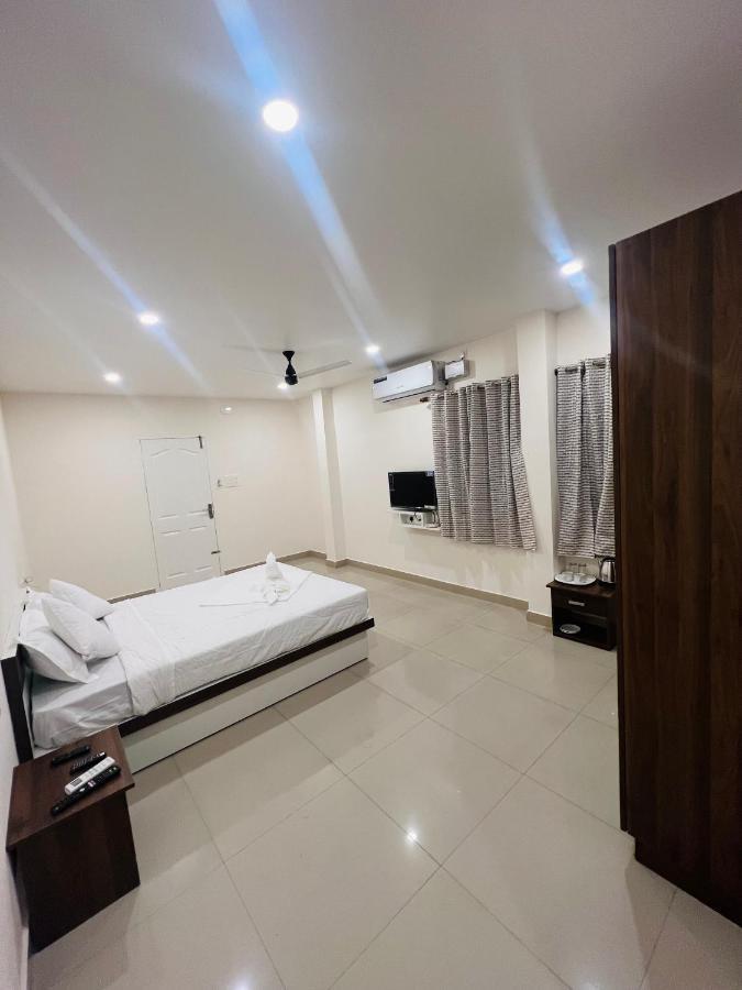 Kochi Heres Haut Residency מראה חיצוני תמונה