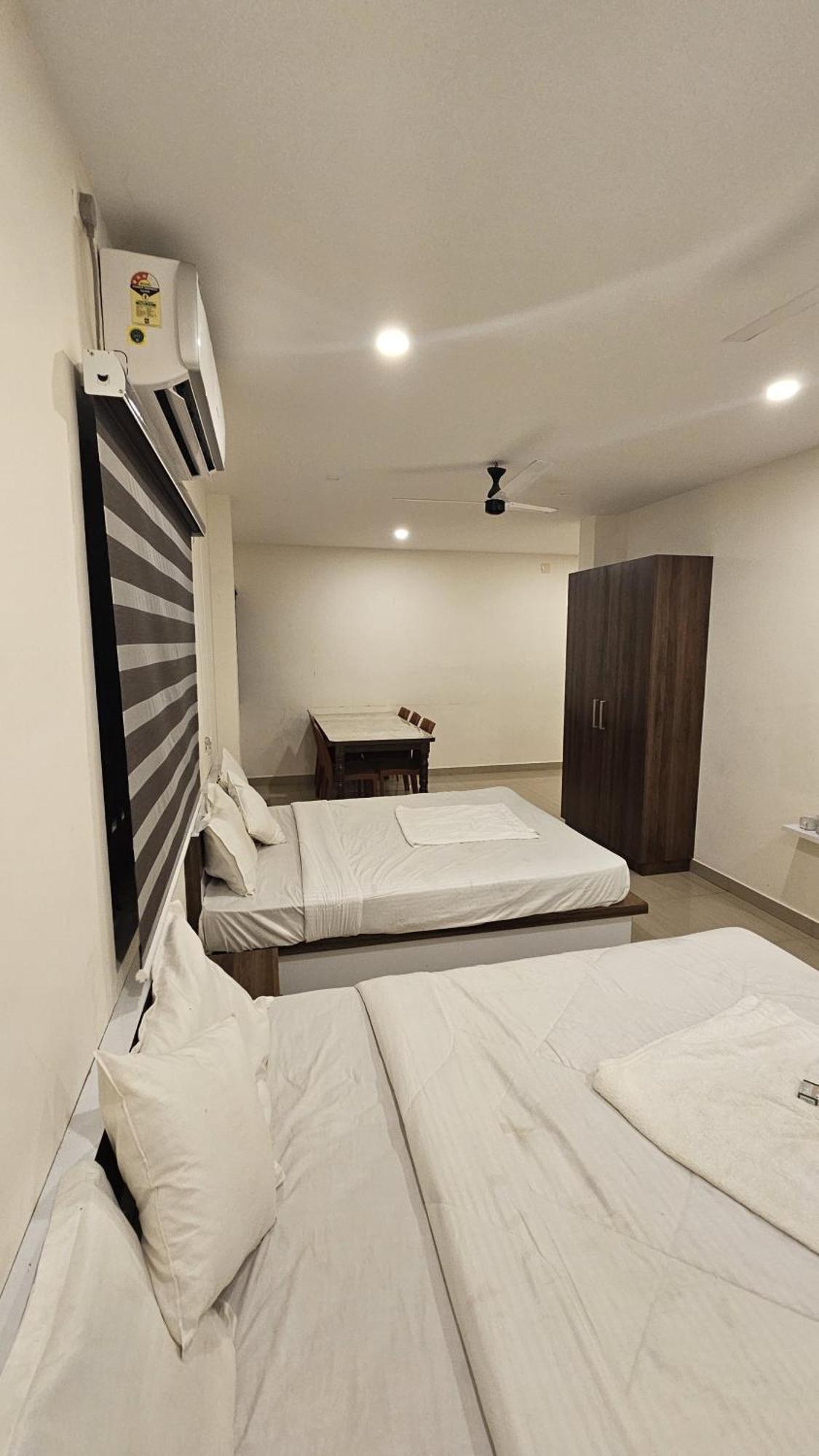 Kochi Heres Haut Residency מראה חיצוני תמונה