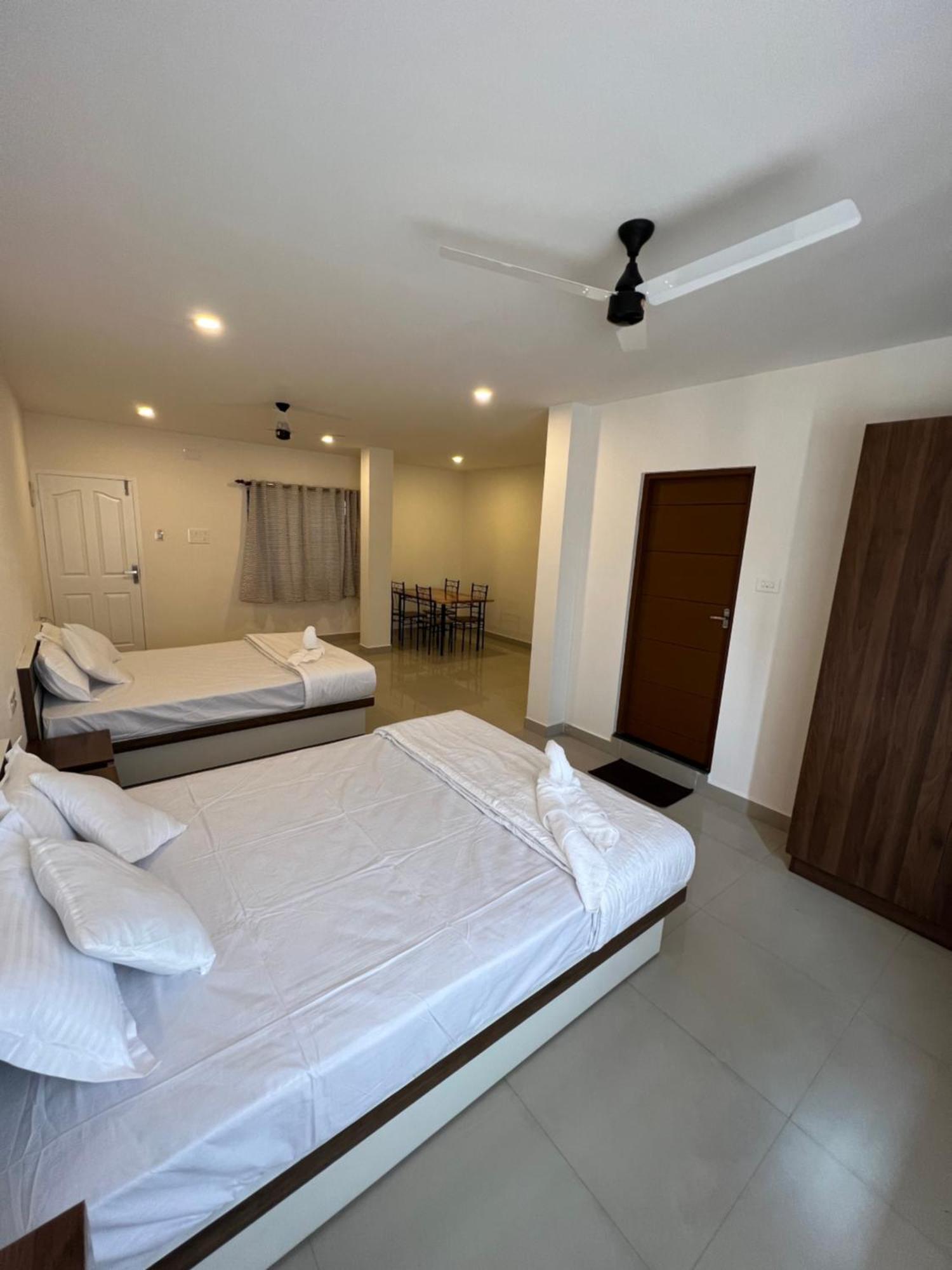Kochi Heres Haut Residency מראה חיצוני תמונה