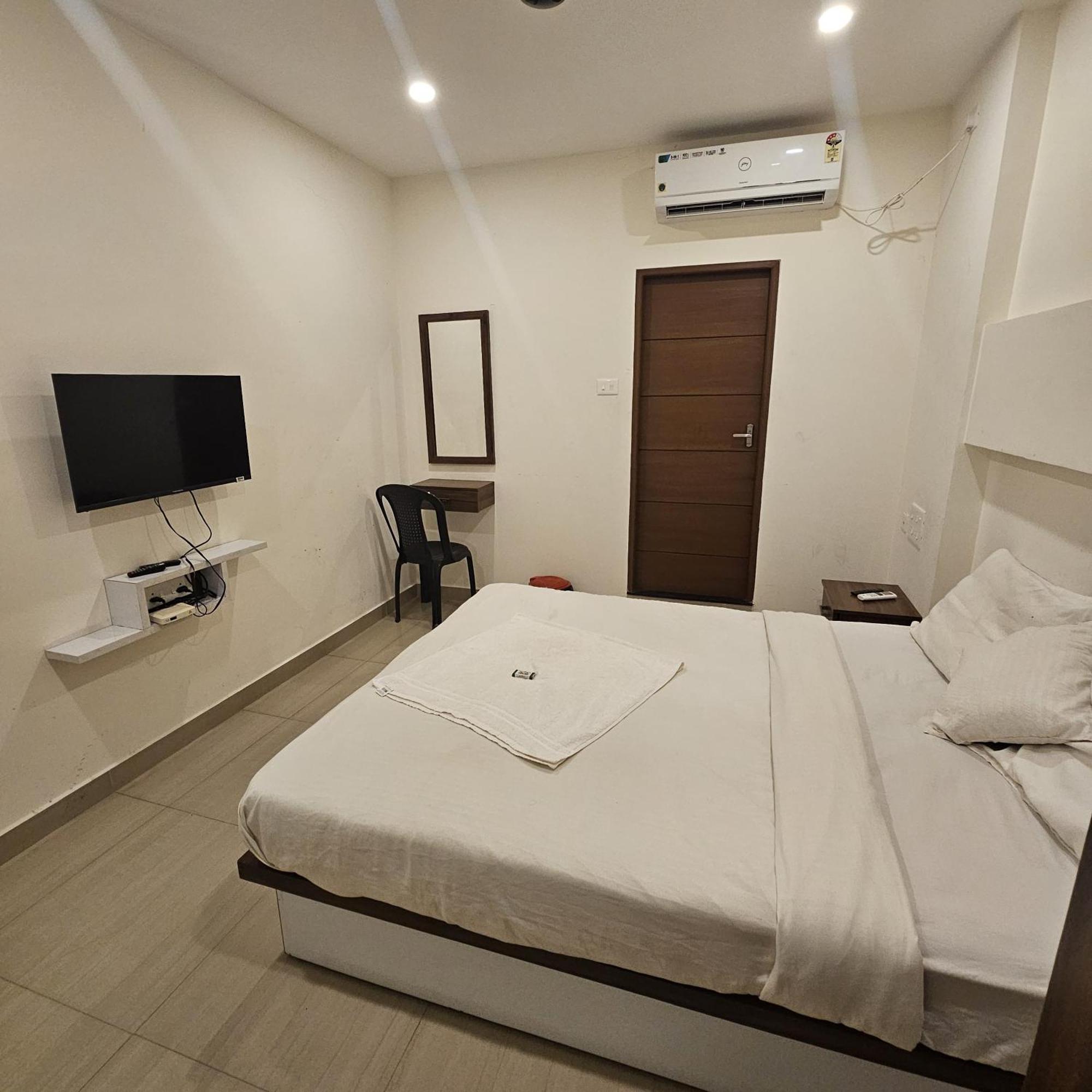Kochi Heres Haut Residency מראה חיצוני תמונה