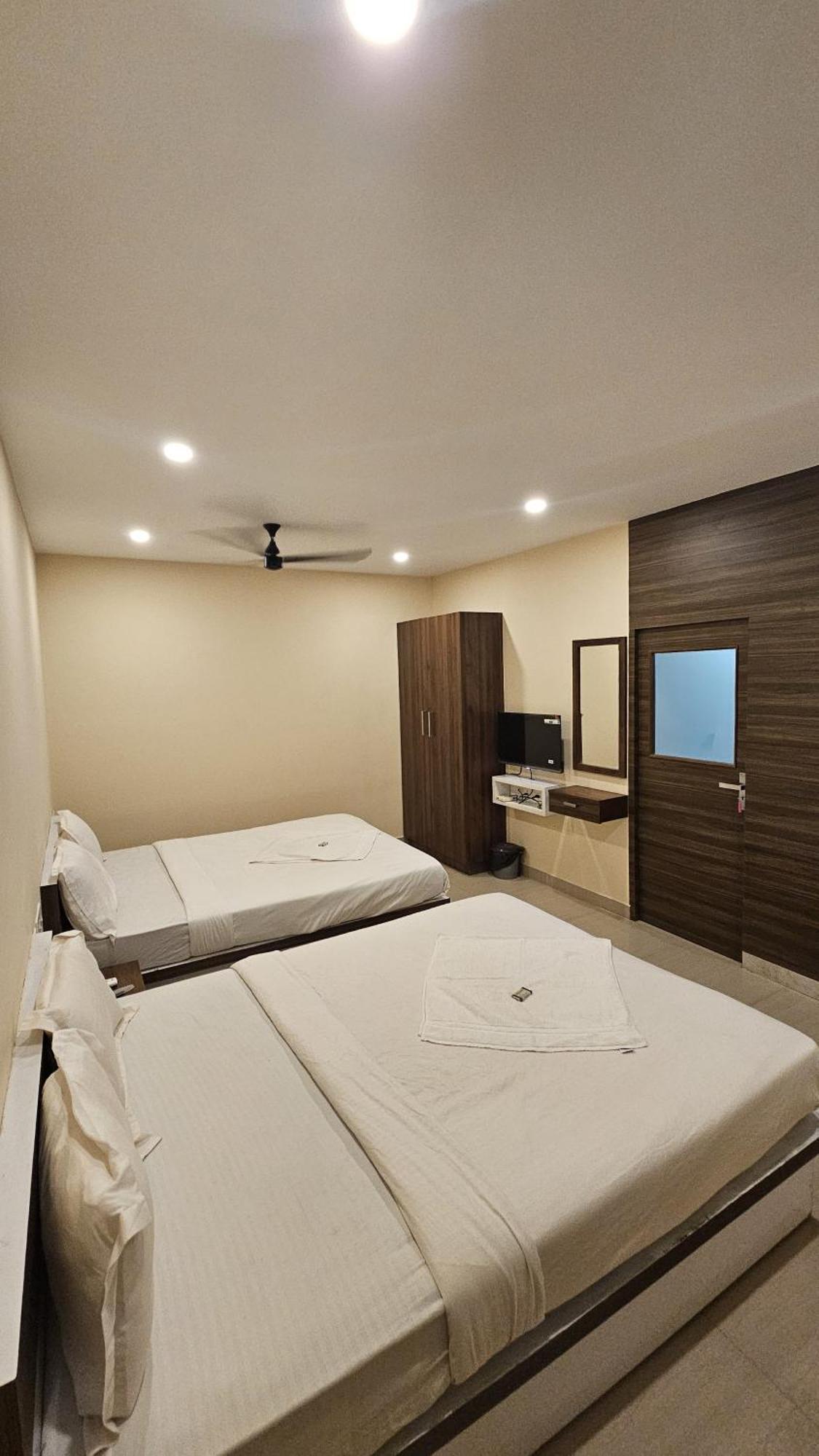 Kochi Heres Haut Residency מראה חיצוני תמונה