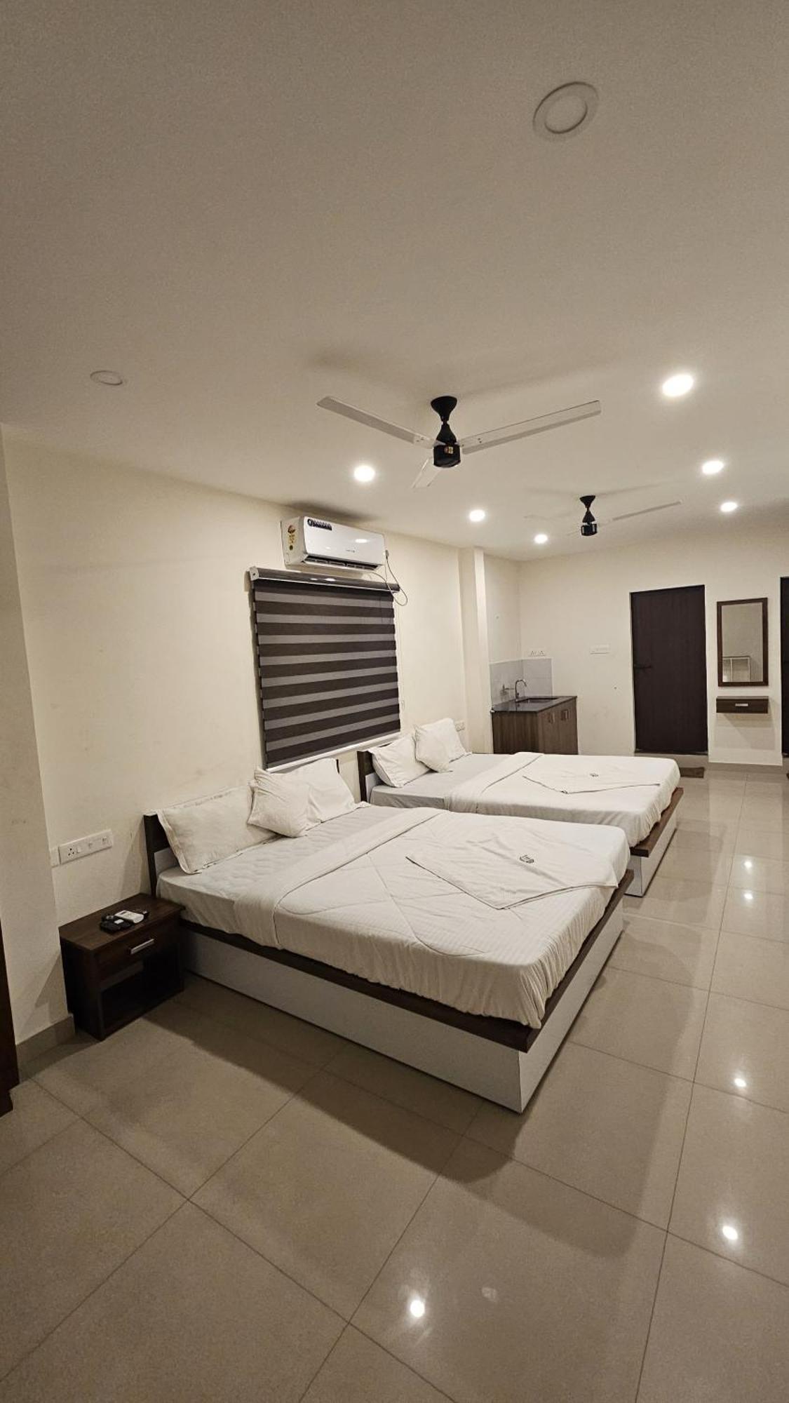 Kochi Heres Haut Residency מראה חיצוני תמונה
