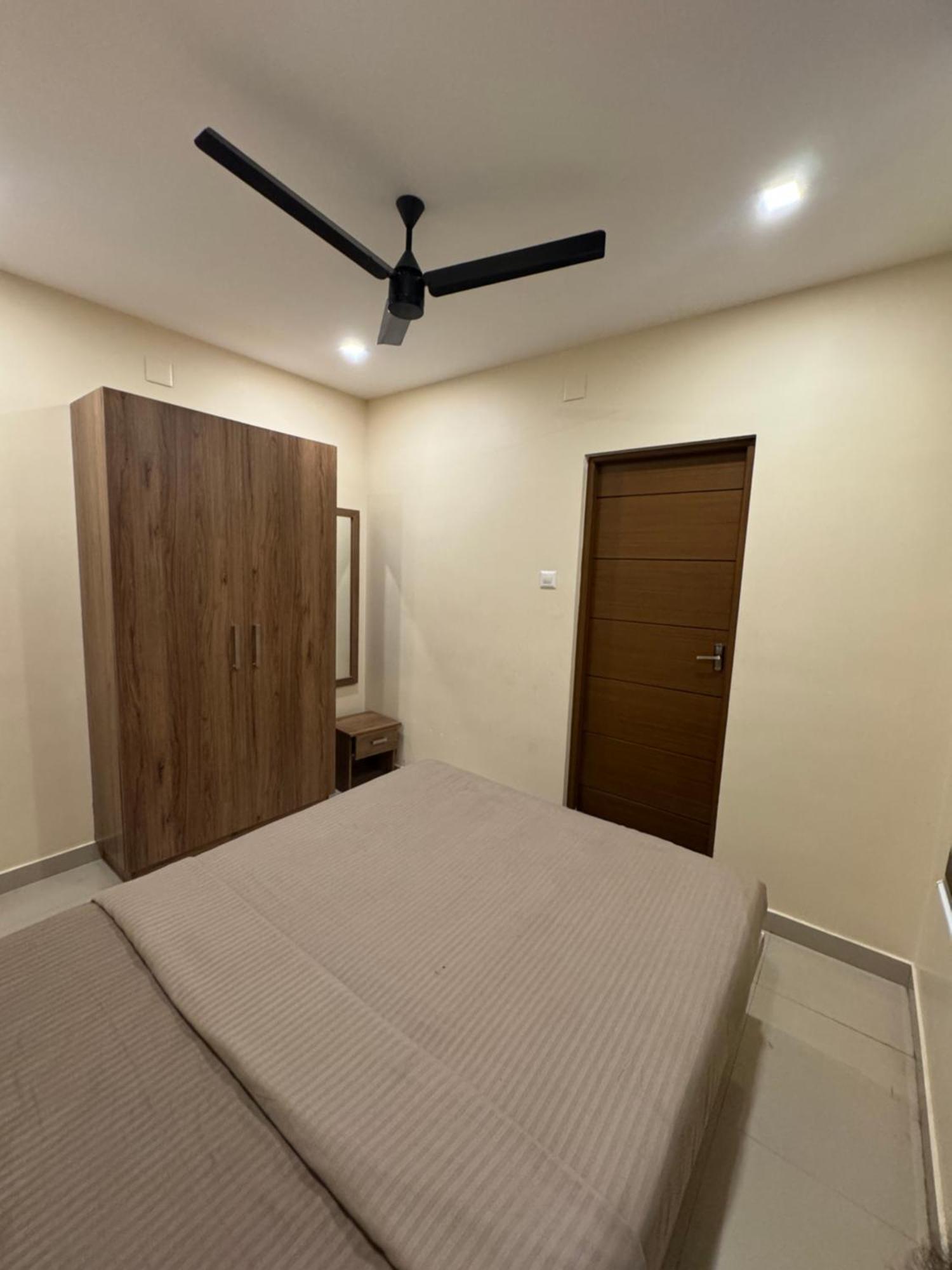 Kochi Heres Haut Residency מראה חיצוני תמונה